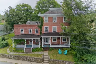 8 Trenton Ave, Frenchtown, NJ 08825 - Photo 2