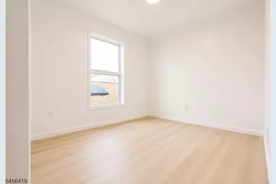 136 19th Ave, Irvington, NJ 07111 - Photo 34