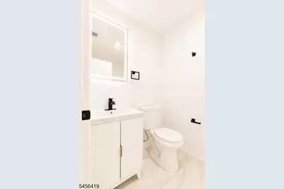 136 19th Ave, Irvington, NJ 07111 - Photo 24