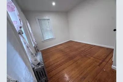 182 Greenbrook Rd #1, North Plainfield, NJ 07060 - Photo 4
