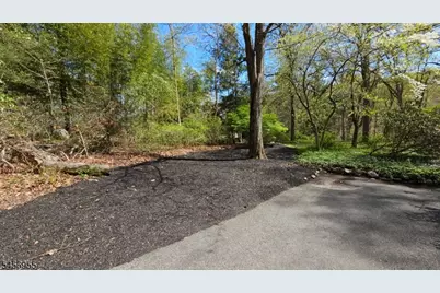 540 Paterson Hamburg Tpke, West Milford, NJ 07480 - Photo 20