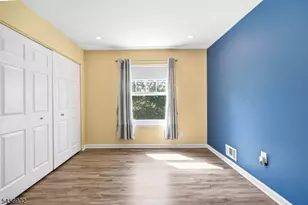 81 Village Cir, Bridgewater, NJ 08807 - Photo 32