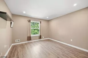 81 Village Cir, Bridgewater, NJ 08807 - Photo 34