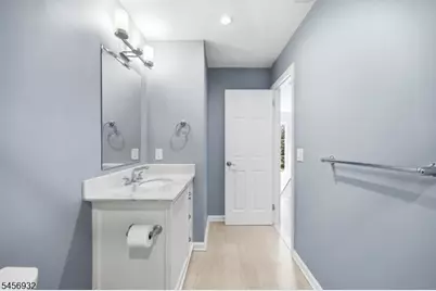 81 Village Cir, Bridgewater, NJ 08807 - Photo 38