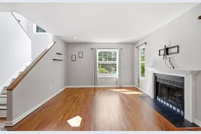 81 Village Cir, Bridgewater, NJ 08807 - Photo 24