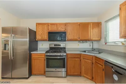11 Franklin Ct, Montville Township, NJ 07045 - Photo 6