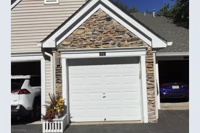 32 Loch Ln, Roxbury Township, NJ 07852 - Photo 4