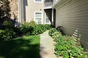 32 Loch Ln, Roxbury Township, NJ 07852 - Photo 2