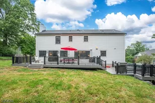 6 Lauri Dr, Florham Park, NJ 07932 - Photo 40