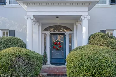 11 Crestmont Rd, Verona, NJ 07044 - Photo 2