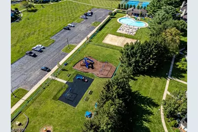 39 Sherborne St, Franklin Township, NJ 08873 - Photo 38