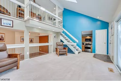 39 Sherborne St, Franklin Township, NJ 08873 - Photo 10