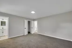 6 Mitchell Rd, Parsippany, NJ 07054 - Photo 20