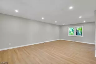 6 Mitchell Rd, Parsippany, NJ 07054 - Photo 6