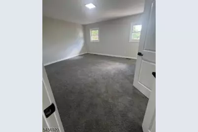 6 Mitchell Rd, Parsippany, NJ 07054 - Photo 2