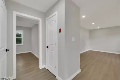 6 Mitchell Rd, Parsippany, NJ 07054 - Photo 10