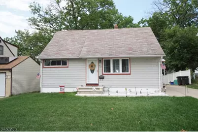 22 Lowell St, Woodbridge Township, NJ 08830 - Photo 2