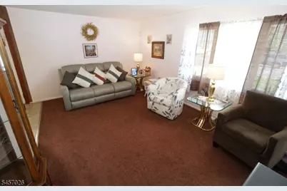 22 Lowell St, Woodbridge Township, NJ 08830 - Photo 6