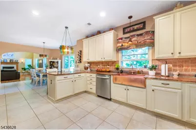 5 Kingston Ct, Jefferson Township, NJ 07438 - Photo 14