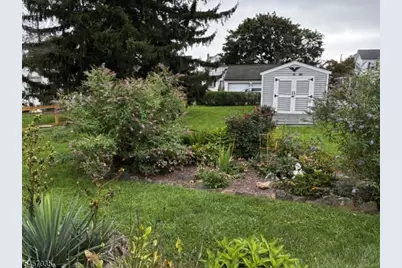 306 Aurora St, Lopatcong Township, NJ 08865 - Photo 4