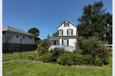 306 Aurora St, Lopatcong Township, NJ 08865 - Photo 2