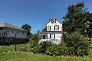 306 Aurora St, Lopatcong Township, NJ 08865 - Photo 2