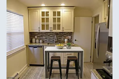 768 Springfield Ave #3, Summit, NJ 07901 - Photo 6