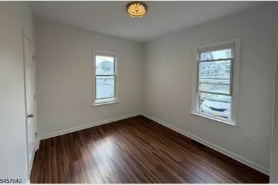 386 Washington St, Orange, NJ 07050 - Photo 12