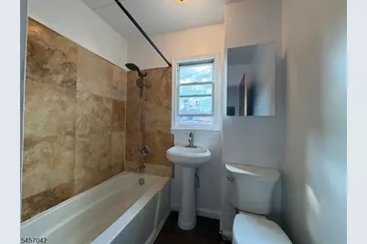 386 Washington St, Orange, NJ 07050 - Photo 10