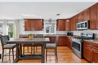 12 Washington Pl, Garfield, NJ 07026 - Photo 10