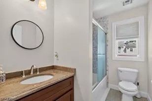 12 Washington Pl, Garfield, NJ 07026 - Photo 18