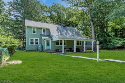 43 Maxim Dr, Hopatcong, NJ 07843 - Photo 2