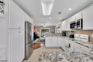 272 Colt St, Hopewell Township, NJ 08534 - Photo 14