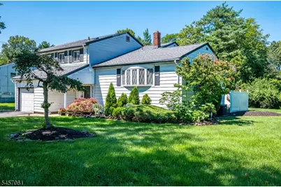 36 Foxwood Dr, Franklin Township, NJ 08873 - Photo 22