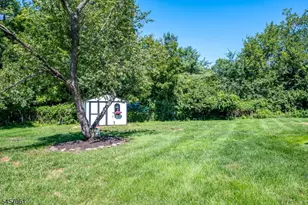 36 Foxwood Dr, Franklin Township, NJ 08873 - Photo 18