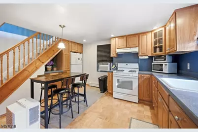 72 Arch St, Butler, NJ 07405 - Photo 12