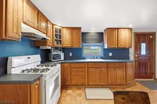 72 Arch St, Butler, NJ 07405 - Photo 14