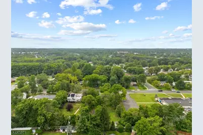 524 Lloyd Rd, Aberdeen Township, NJ 07747 - Photo 28