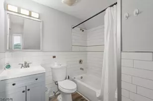 53 2nd Ave, Newark, NJ 07107 - Photo 10