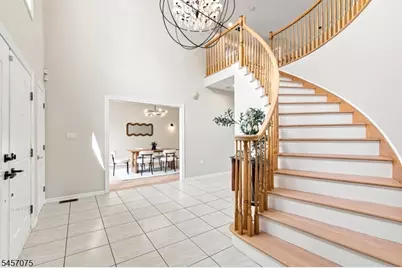 907 Colonia Rd, Elizabeth, NJ 07208 - Photo 6