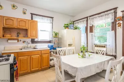 985-987 E 23rd St, Paterson, NJ 07513 - Photo 14
