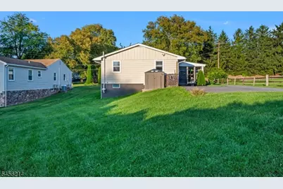 97 Bliss Blvd, Pohatcong Township, NJ 08865 - Photo 6