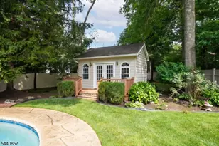 23 Brittany Rd, Montville Township, NJ 07045 - Photo 32