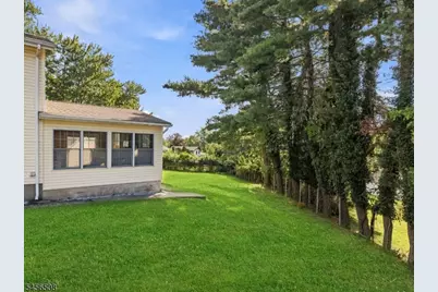 33 Waling Dr, Wayne, NJ 07470 - Photo 40