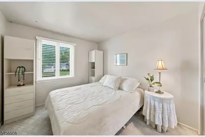 33 Waling Dr, Wayne, NJ 07470 - Photo 24