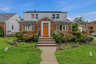 98 Baldwin Pl, Bloomfield, NJ 07003 - Photo 2