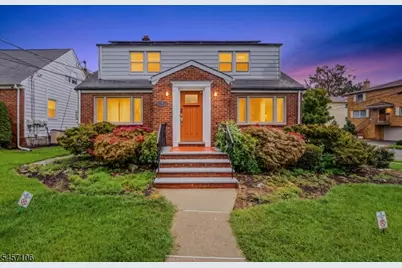 98 Baldwin Pl #2, Bloomfield, NJ 07003 - Photo 1