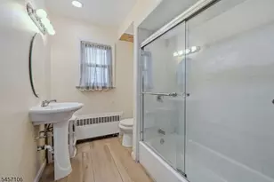 98 Baldwin Pl, Bloomfield, NJ 07003 - Photo 16