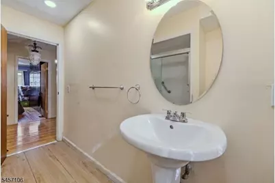 98 Baldwin Pl #2, Bloomfield Twp., NJ 07003 - Photo 18