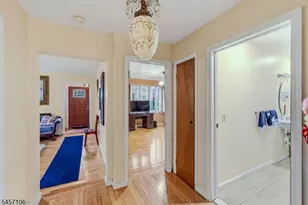98 Baldwin Pl, Bloomfield, NJ 07003 - Photo 10